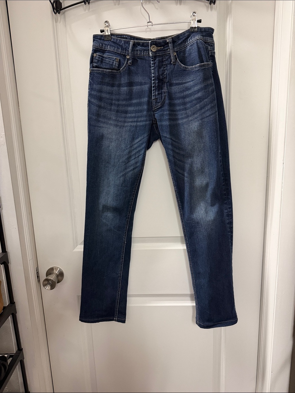 Depart West medium-wash denim slim straight jeans 30x32 strech